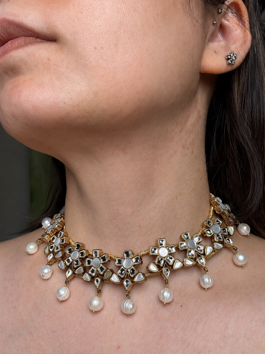 Zohra pearl