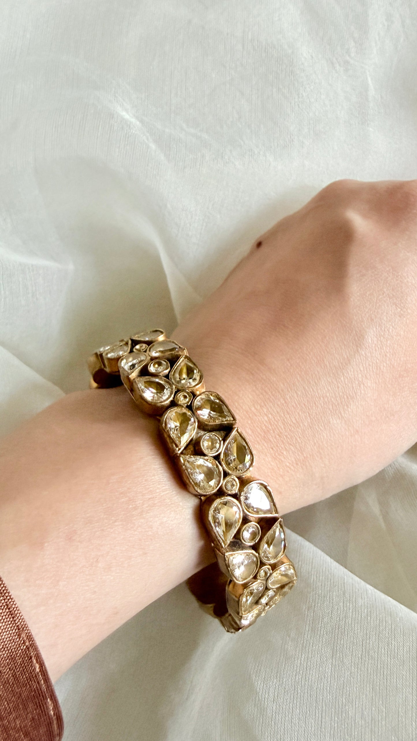 Lumiere cuff